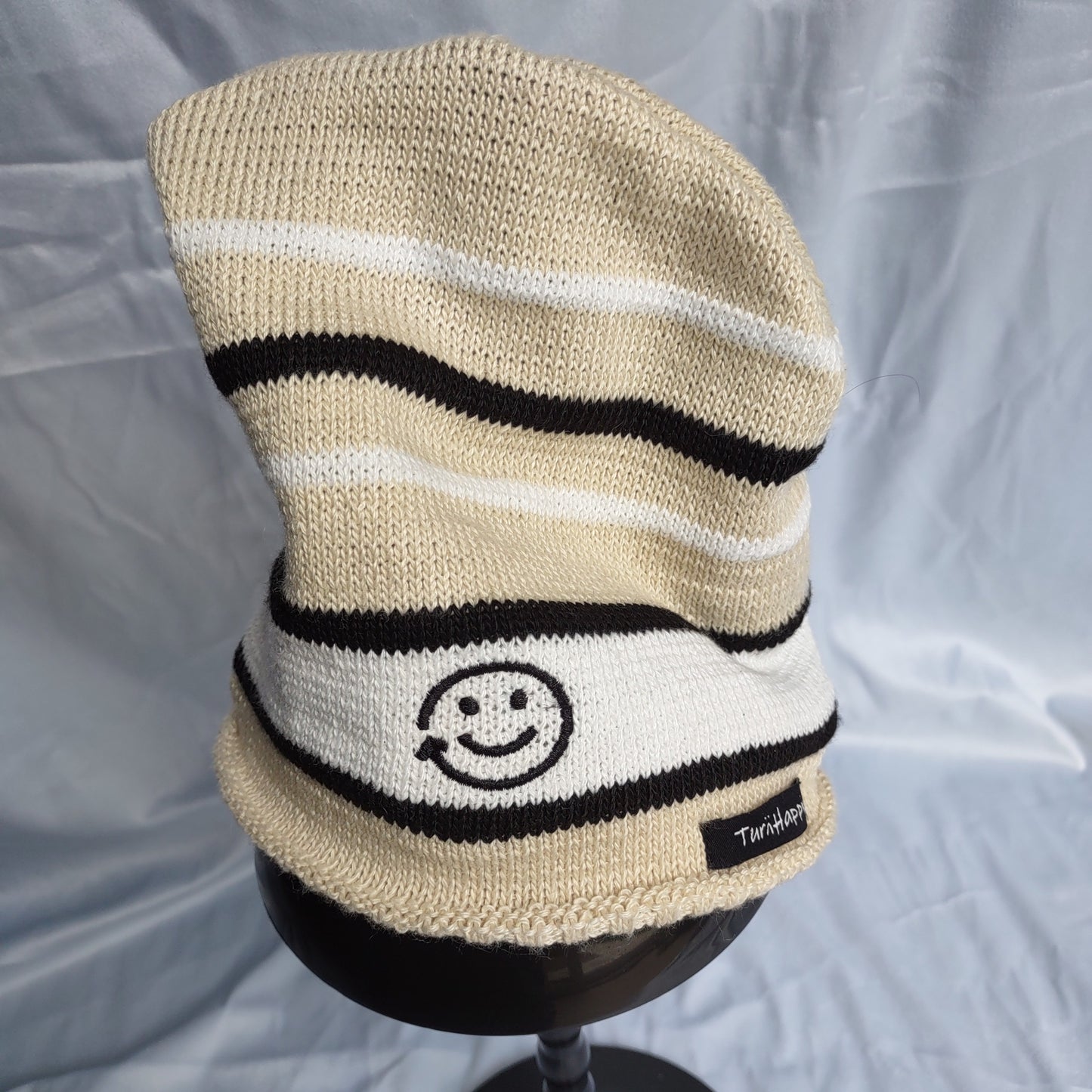 TURNHAPPY beanie