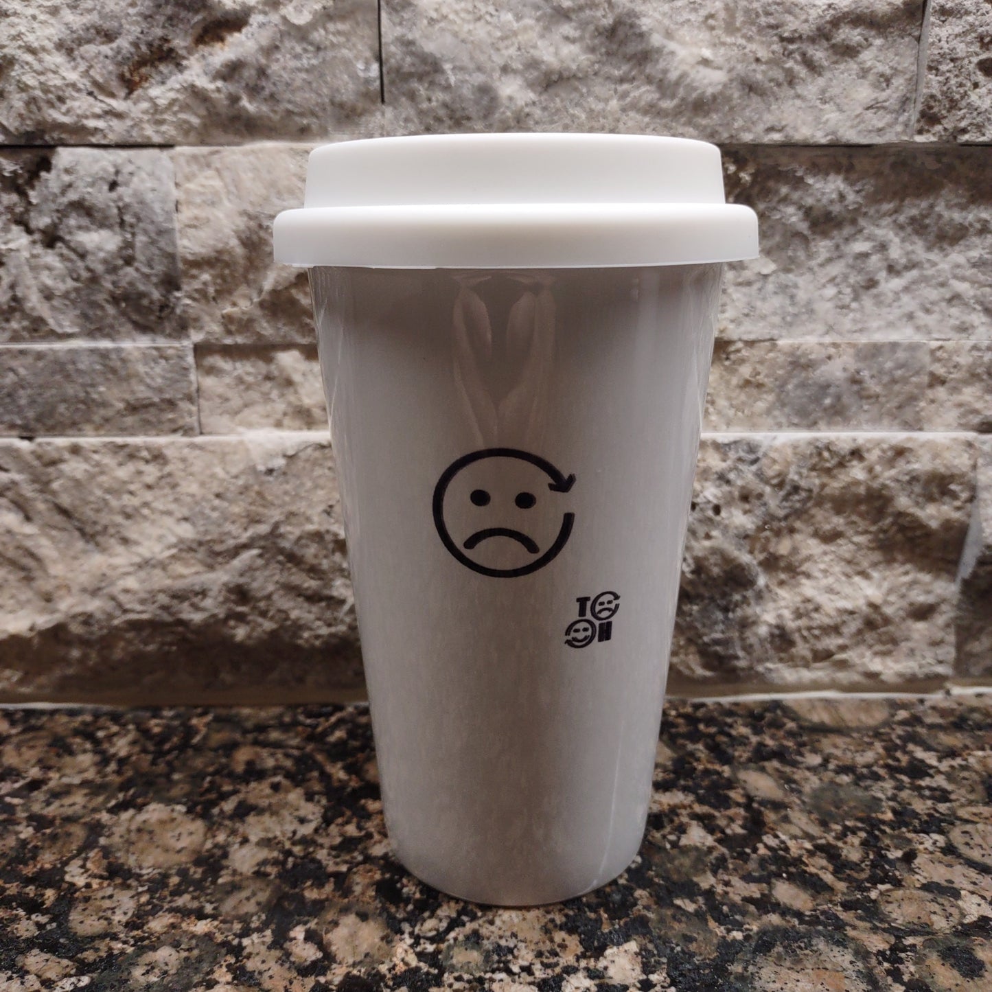 TURNHAPPY lid mug