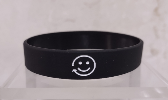 TURNHAPPY wristband